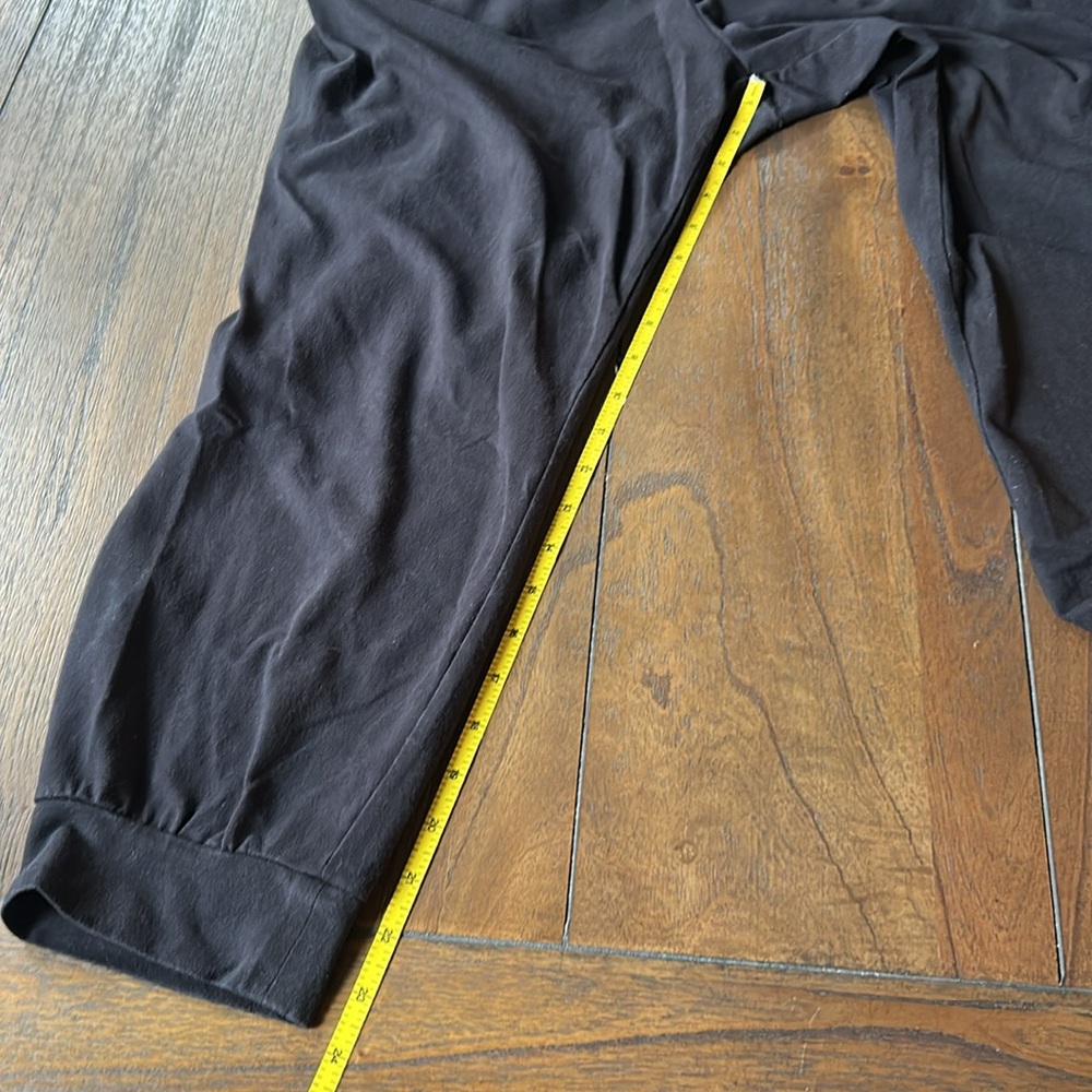 TORRID Black Crisscross Back Crop Active Jumpsuit - Size 1 - Picture 11 of 12